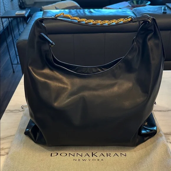 NWT Donna Karan Black Leather Shoulder Bag with Gold Chain - Picture 1 of 12